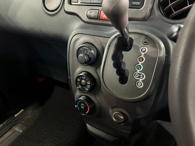 ポルテX 車検整備付/走行21697キロ/CDチューナー/マット1年保証距離無制限 走行距離21697キロ 車検整備付 CDチューナー 純正カーペットマット 片側電動スライドドア 電動格納式ドアミラー(埼玉県)の中古車