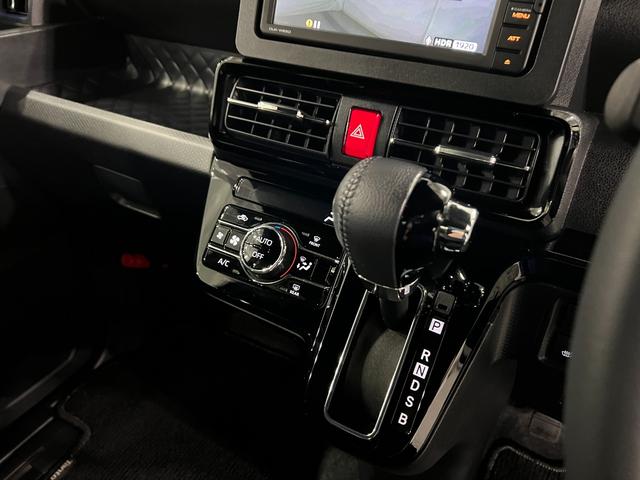 タントカスタムRS 走行26940キロ 車検整備付 タイヤ4本交換1年保証・走行距離無制限 DVDチューナー ドラレコ ブルートゥース サイドエアバック クリアランスソナー オートライト LEDヘッドライト ベンチシート シートヒーター 両側電動スライドドア(埼玉県)の中古車