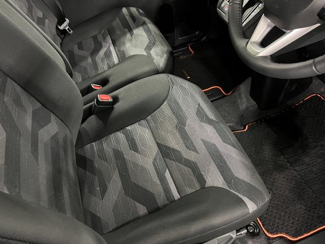 タントファンクロスターボ 走行21652キロ/純正ナビ/Bカメラ1年保証距離無制限 走行距離21652キロ 純正フルセグナビ バックカメラ ブルートゥース 純正マット サイドエアバッグ LEDヘッドランプ アイドリングストップ シートヒーター 両側電動スライドドア(埼玉県)の中古車