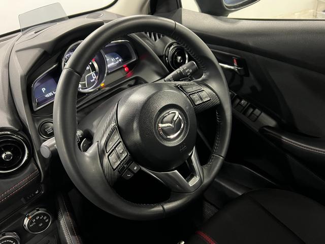 デミオXDツーリング 軽油/走行45951キロ/ナビ/バックカメラ1年保証距離無制限 走行距離45951キロ フルセグナビ バックカメラ ブルートゥース 純正マット サイドエアバッグ LEDヘッドランプ アイドリングストップ シートヒーター(埼玉県)の中古車