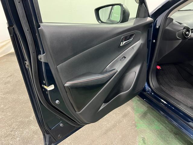 デミオXDツーリング 軽油/走行45951キロ/ナビ/バックカメラ1年保証距離無制限 走行距離45951キロ フルセグナビ バックカメラ ブルートゥース 純正マット サイドエアバッグ LEDヘッドランプ アイドリングストップ シートヒーター(埼玉県)の中古車