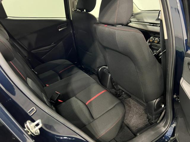デミオXDツーリング 軽油/走行45951キロ/ナビ/バックカメラ1年保証距離無制限 走行距離45951キロ フルセグナビ バックカメラ ブルートゥース 純正マット サイドエアバッグ LEDヘッドランプ アイドリングストップ シートヒーター(埼玉県)の中古車