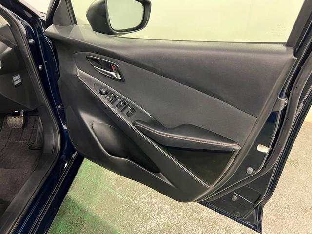 デミオXDツーリング 軽油/走行45951キロ/ナビ/バックカメラ1年保証距離無制限 走行距離45951キロ フルセグナビ バックカメラ ブルートゥース 純正マット サイドエアバッグ LEDヘッドランプ アイドリングストップ シートヒーター(埼玉県)の中古車