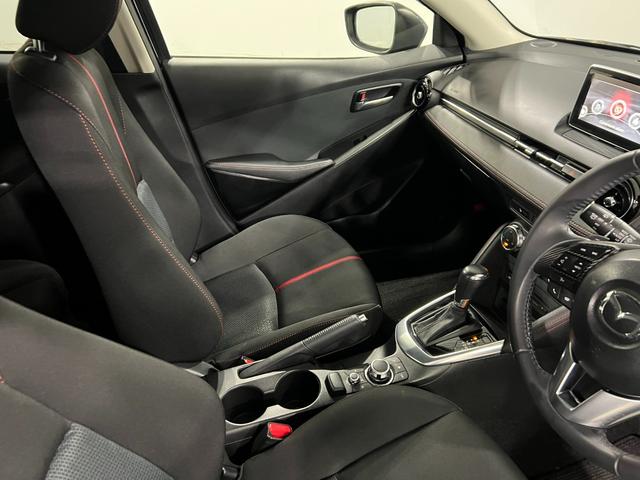 デミオXDツーリング 軽油/走行45951キロ/ナビ/バックカメラ1年保証距離無制限 走行距離45951キロ フルセグナビ バックカメラ ブルートゥース 純正マット サイドエアバッグ LEDヘッドランプ アイドリングストップ シートヒーター(埼玉県)の中古車