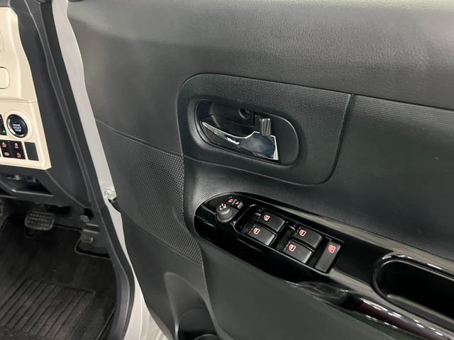 ムーヴキャンバスGブラックインテリアVS SAIII 車検整備付/純正ナビ1年保証距離無制限 走行13150キロ 純正フルセグナビ パノラマモニター ブルートゥース 純正マット サイドエアバッグ LEDヘッドランプ アイドリングストップ シートヒーター 両側電動スライドドア(埼玉県)の中古車
