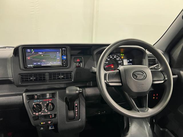ハイゼットカーゴDX 走行29646キロ/車検整備付/ナビ/バックカメラ1年保証・走行距離無制限 ブルートゥース DVD ドラレコ ETC クリアランスソナー オートライト アイドリングストップ(埼玉県)の中古車