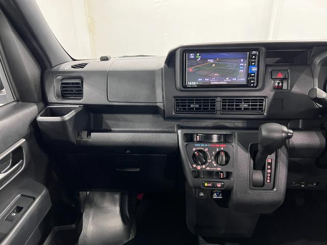 ハイゼットカーゴDX 走行29646キロ/車検整備付/ナビ/バックカメラ1年保証・走行距離無制限 ブルートゥース DVD ドラレコ ETC クリアランスソナー オートライト アイドリングストップ(埼玉県)の中古車