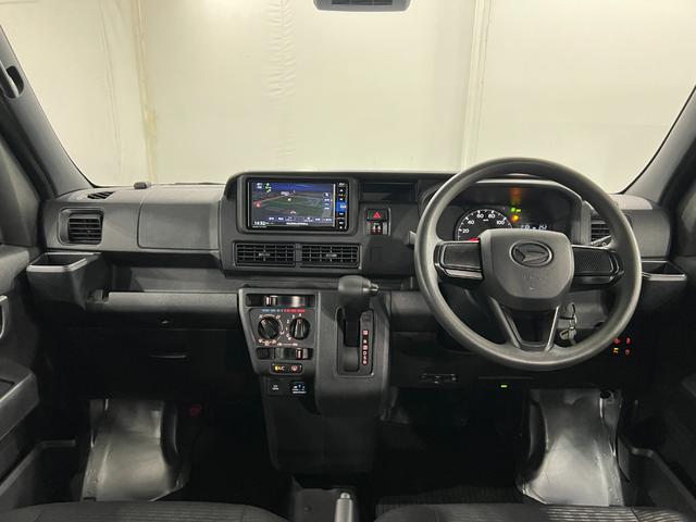 ハイゼットカーゴDX 走行29646キロ/車検整備付/ナビ/バックカメラ1年保証・走行距離無制限 ブルートゥース DVD ドラレコ ETC クリアランスソナー オートライト アイドリングストップ(埼玉県)の中古車