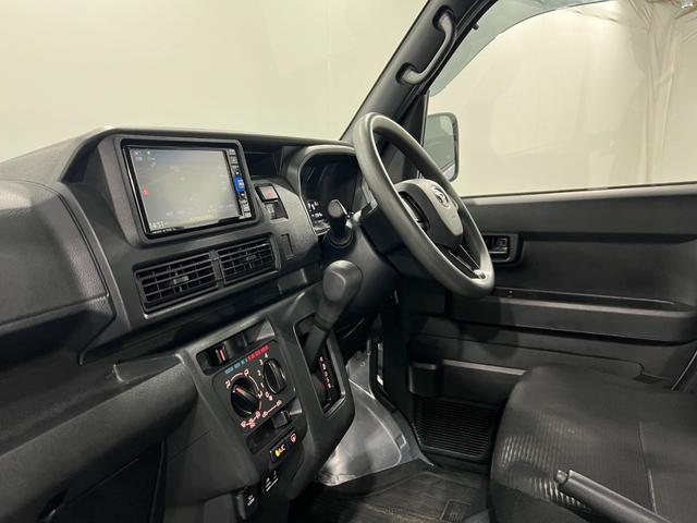 ハイゼットカーゴDX 走行29646キロ/車検整備付/ナビ/バックカメラ1年保証・走行距離無制限 ブルートゥース DVD ドラレコ ETC クリアランスソナー オートライト アイドリングストップ(埼玉県)の中古車