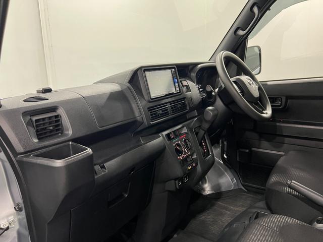 ハイゼットカーゴDX 走行29646キロ/車検整備付/ナビ/バックカメラ1年保証・走行距離無制限 ブルートゥース DVD ドラレコ ETC クリアランスソナー オートライト アイドリングストップ(埼玉県)の中古車