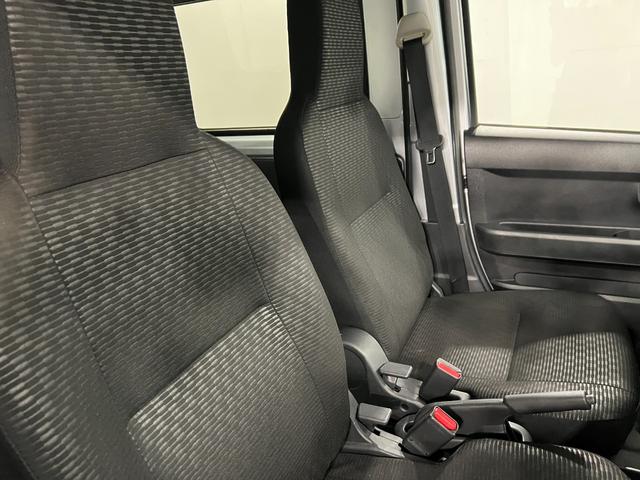 ハイゼットカーゴDX 走行29646キロ/車検整備付/ナビ/バックカメラ1年保証・走行距離無制限 ブルートゥース DVD ドラレコ ETC クリアランスソナー オートライト アイドリングストップ(埼玉県)の中古車