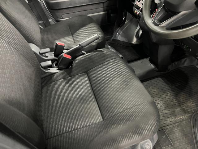 ハイゼットカーゴDX 走行29646キロ/車検整備付/ナビ/バックカメラ1年保証・走行距離無制限 ブルートゥース DVD ドラレコ ETC クリアランスソナー オートライト アイドリングストップ(埼玉県)の中古車