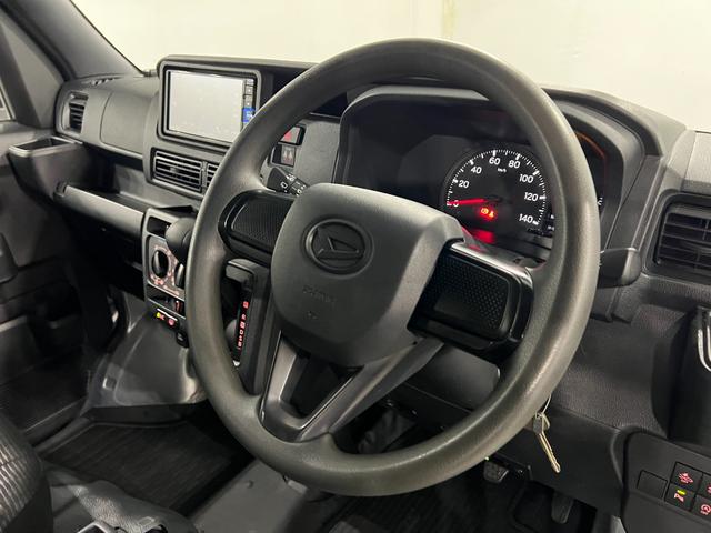 ハイゼットカーゴDX 走行29646キロ/車検整備付/ナビ/バックカメラ1年保証・走行距離無制限 ブルートゥース DVD ドラレコ ETC クリアランスソナー オートライト アイドリングストップ(埼玉県)の中古車