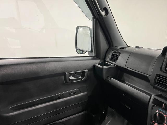ハイゼットカーゴDX 走行29646キロ/車検整備付/ナビ/バックカメラ1年保証・走行距離無制限 ブルートゥース DVD ドラレコ ETC クリアランスソナー オートライト アイドリングストップ(埼玉県)の中古車