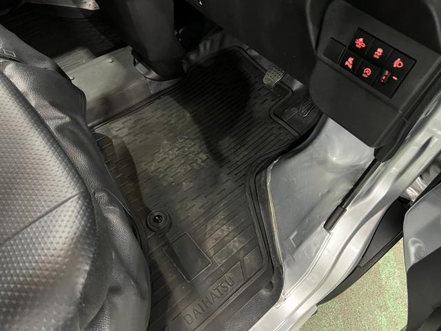 ハイゼットカーゴ2シーター 走行19667キロ/デジタルインナーミラー1年保証・走行距離無制限 ETC バックカメラ 助手席エアバック オートライト オートマチックハイビーム クリアランスソナー アイドリングストップ(埼玉県)の中古車