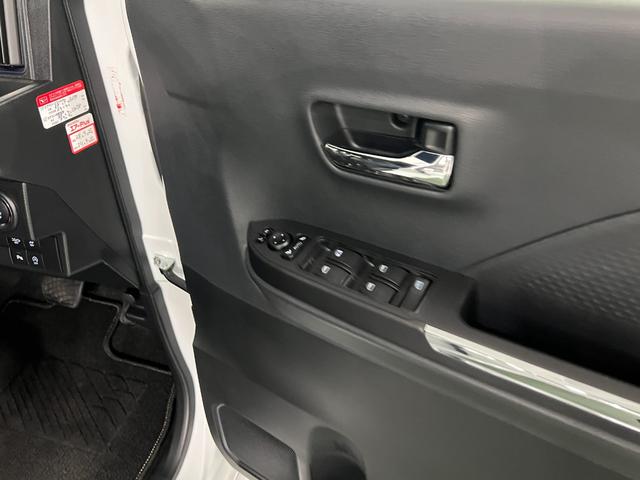 タントカスタムX 走行13680キロ/フルセグナビ/バックカメラ1年保証・走行距離無制限 ブルートゥース DVD サイドエアバック クリアランスソナー オートマチックハイビーム オートライト LEDヘッドライト ベンチシート シートヒーター 両側電動スライドドア(埼玉県)の中古車