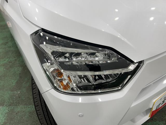 ミライースX SAIII 走行8404キロ/フルセグナビ/バックカメラ1年保証・走行距離無制限 走行キロ 助手席エアバック オートライト オートマチックハイビーム クリアランスソナー アイドリングストップ(埼玉県)の中古車