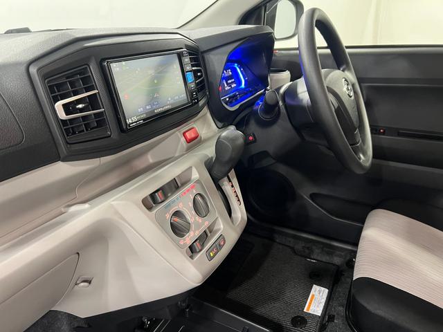 ミライースX SAIII 走行8404キロ/フルセグナビ/バックカメラ1年保証・走行距離無制限 走行キロ 助手席エアバック オートライト オートマチックハイビーム クリアランスソナー アイドリングストップ(埼玉県)の中古車