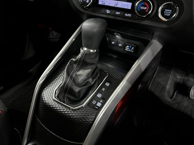 ロッキーG 走行27536キロ/純正9インチフルセグナビ/ドラレコ1年保証距離無制限 走行距離27536キロ 純正フルセグナビ バックカメラ ドラレコ 純正マット サイドエアバッグ LEDヘッドランプ アイドリングストップ シートヒーター オート格納式ドアミラー(埼玉県)の中古車
