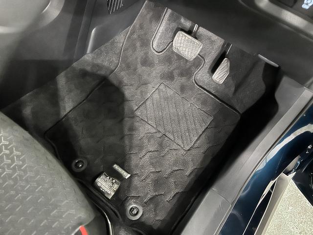 ライズZ 走行6699キロ/車検整備付/ナビ/全周囲カメラ1年保証・走行距離無制限 ブルートゥース ドラレコ ETC サイドエアバック クリアランスソナー オートマチックハイビーム オートライト LEDヘッドライト シートヒーター(埼玉県)の中古車