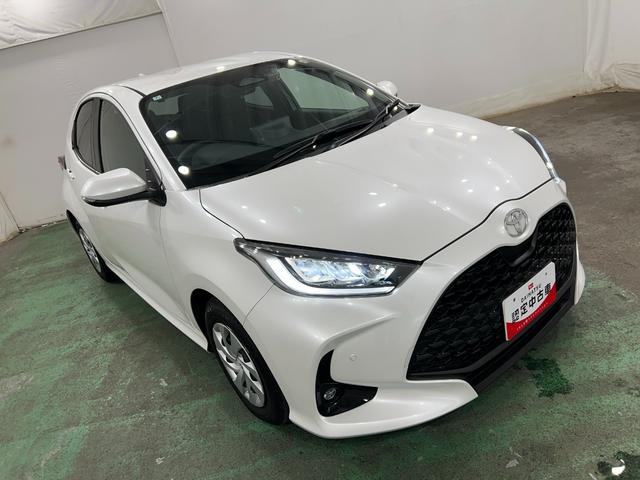 ヤリスG 走行6571キロ/フルセグナビ/バックカメラ/ドラレコ1年保証距離無制限 走行距離6571キロ フルセグナビ バックカメラ ドラレコ 純正マット サイドエアバッグ LEDヘッドランプ シートヒーター 電動格納式ドアミラー(埼玉県)の中古車