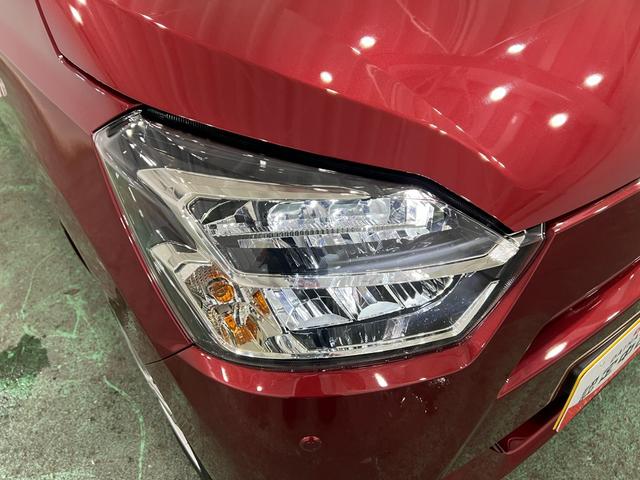 ミライースX リミテッドSAIII 走行5553キロ/ナビ/Bカメラ1年保証距離無制限 走行距離5553キロ フルセグナビ バックカメラ ブルートゥース 純正マット 助手席エアバッグ LEDヘッドランプ アイドリングストップ 電動格納式ドアミラー キーフリー(埼玉県)の中古車
