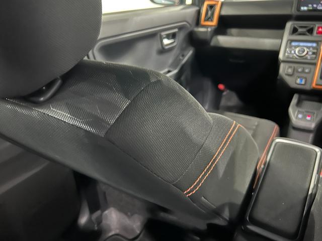 タフトGターボ 車検整備付/走行48267キロ/純正ナビ/ドラレコ1年保証距離無制限 走行距離48267キロ 純正フルセグナビ バックカメラ ドラレコ 純正マット サイドエアバッグ LEDヘッドランプ アイドリングストップ シートヒーター オート格納式ドアミラー(埼玉県)の中古車