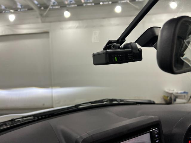 コペンGR スポーツ 走行11300キロ/純正ナビ/ドラレコ1年保証距離無制限 走行距離11300キロ 純正フルセグナビ バックカメラ ドラレコ 純正マット LEDヘッドランプ アイドリングストップ シートヒーター(埼玉県)の中古車