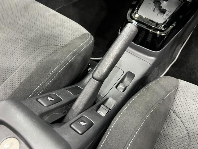 コペンGR スポーツ 走行11300キロ/純正ナビ/ドラレコ1年保証距離無制限 走行距離11300キロ 純正フルセグナビ バックカメラ ドラレコ 純正マット LEDヘッドランプ アイドリングストップ シートヒーター(埼玉県)の中古車