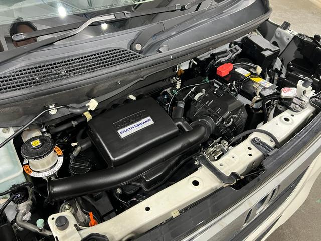 N−BOXカスタムG・Lホンダセンシング 走行100202キロ/ナビ/Bカメラ1年保証距離無制限 走行距離100202キロ フルセグナビ バックカメラ ブルートゥース 純正マット サイドエアバッグ LEDヘッドランプ 両側電動スライドドア(埼玉県)の中古車