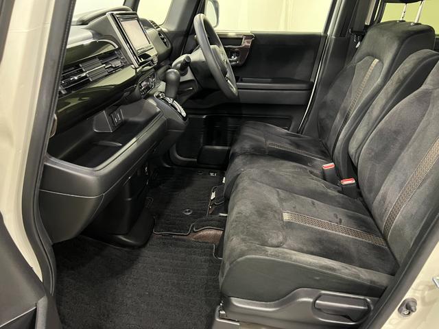 N−BOXカスタムG・Lホンダセンシング 走行100202キロ/ナビ/Bカメラ1年保証距離無制限 走行距離100202キロ フルセグナビ バックカメラ ブルートゥース 純正マット サイドエアバッグ LEDヘッドランプ 両側電動スライドドア(埼玉県)の中古車