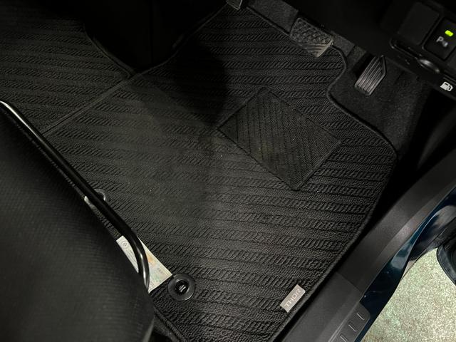 トールカスタムＧ　リミテッド　ＳＡIII　車検整備付／純正９型ナビ１年保証距離無制限　走行距離１２０２５４キロ　純正フルセグナビ　パノラマモニター　ドラレコ　純正マット　ＬＥＤヘッドランプ　アイドリングストップ　両側電動スライドドア　オート格納式ドアミラー（埼玉県）の中古車