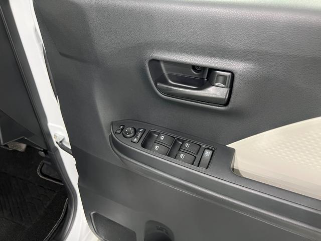 タントＸ　走行５０８１キロ／クリアランスソナー１年保証・走行距離無制限　サイドエアバック　クリアランスソナー　オートマチックハイビーム　オートライト　ＬＥＤヘッドライト　ベンチシート　シートヒーター　片側電動スライドドア（埼玉県）の中古車