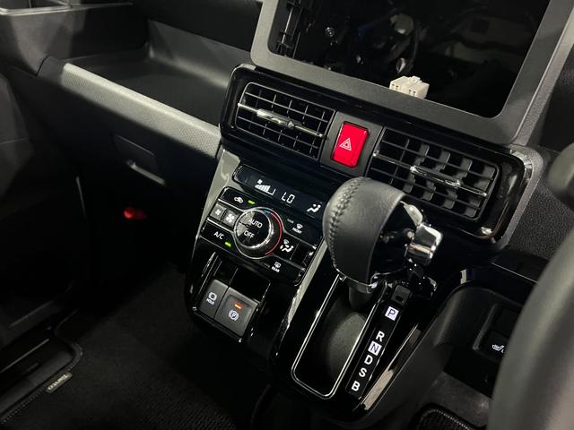 タントカスタムRS 走行6503キロ/クリアランスソナー1年保証・走行距離無制限 サイドエアバック オートマチックハイビーム オートライト LEDヘッドライト ベンチシート シートヒーター 両側電動スライドドア(埼玉県)の中古車
