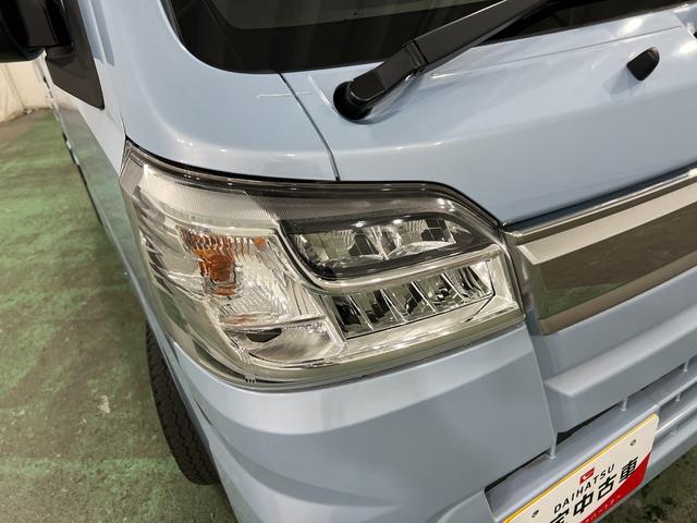 ハイゼットトラックジャンボSAIIIt 走行25158キロ/タイヤ4本交換1年保証・走行距離無制限 4WD 助手席エアバック ETC 純正カーペットマット クリアランスソナー オートライト LEDヘッドライト(埼玉県)の中古車