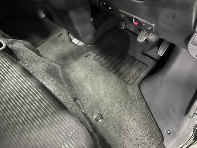 ハイゼットカーゴクルーズターボ　修復歴／走行３９５４５キロ／ナビ／キャリア付１年保証距離無制限　走行距離３９５４５キロ　車検整備付　純正フルセグナビ　バックカメラ　ドラレコ　純正マット　オートライト　アイドリングストップ　両側スライドドア　プッシュボタンスタート（埼玉県）の中古車