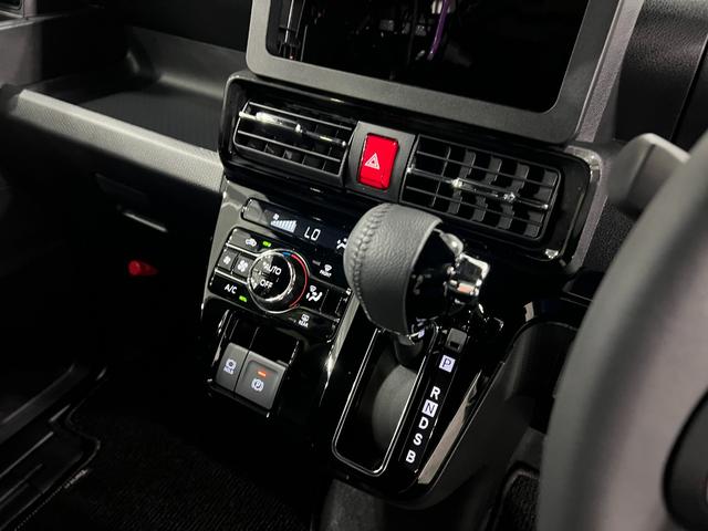 タントカスタムRS 走行5862キロ/LEDヘッドランプ/マット1年保証距離無制限 走行距離5862キロ 純正マット サイドエアバッグ LEDヘッドランプ シートヒーター 両側電動スライドドア オート格納式ドアミラー 電動パーキングブレーキ キーフリー(埼玉県)の中古車