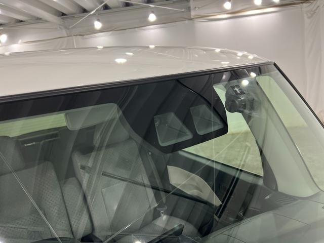 タントＸ　走行３９０４４キロ／純正９型ナビ／ドラレコ／後席モニター１年保証距離無制限　走行距離３９０４４キロ　純正フルセグナビ　パノラマモニター　ドラレコ　後席モニター　純正マット　サイドエアバッグ　ＬＥＤヘッドランプ　シートヒーター　両側電動スライドドア（埼玉県）の中古車