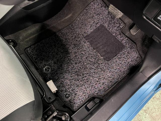 アクアＳ　走行６８８３３キロ／ワンセグナビ／バックカメラ／マット１年保証距離無制限　走行距離６８８３３キロ　ワンセグナビ　バックカメラ　カーペットマット　助手席エアバッグ　オートライト　シートヒーター　プッシュボタンスタート　電動格納式ドアミラー（埼玉県）の中古車