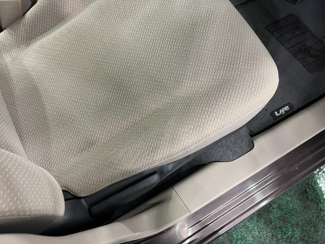 ライフＣ　雹害／走行４８１３４キロ／ＣＤチューナー／純正マット１年保証距離無制限　走行距離４８１３４キロ　ＣＤチューナー　純正フロアマット　助手席エアバッグ　キーレスエントリー　マニュアルエアコン（埼玉県）の中古車