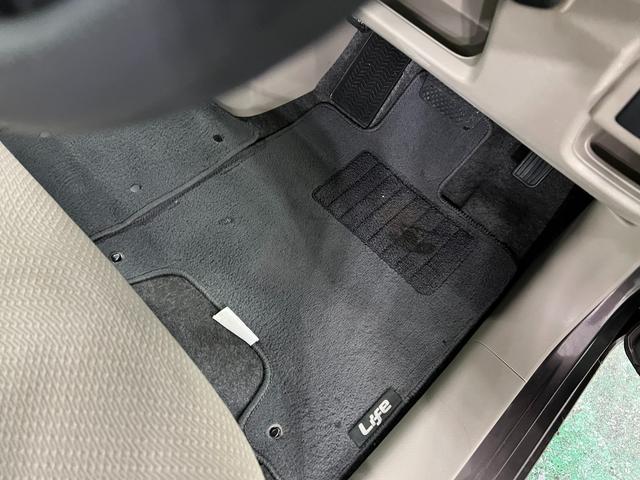 ライフＣ　雹害／走行４８１３４キロ／ＣＤチューナー／純正マット１年保証距離無制限　走行距離４８１３４キロ　ＣＤチューナー　純正フロアマット　助手席エアバッグ　キーレスエントリー　マニュアルエアコン（埼玉県）の中古車