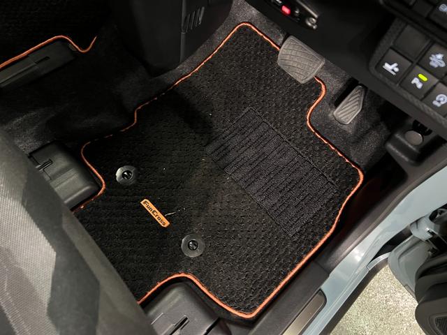 タントファンクロスターボ　走行３４９５０キロ／車検整備付／ナビ１年保証・走行距離無制限　全周囲カメラ　ドラレコ　ＥＴＣ　サイドエアバック　クリアランスソナー　オートライト　ＬＥＤヘッドライト　ベンチシート　シートヒーター　両側電動スライドドア（埼玉県）の中古車