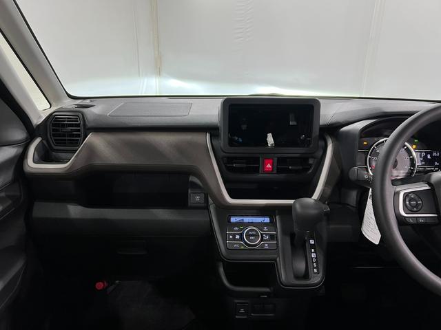 ムーヴＸ　走行８キロ／ＬＥＤヘッドランプ／片側電動スライドドア１年保証距離無制限　走行距離８キロ　純正マット　サイドエアバッグ　ＬＥＤヘッドランプ　アイドリングストップ　片側電動スライドドア　オート格納式ドアミラー　プッシュボタンスタート　キーフリー（埼玉県）の中古車