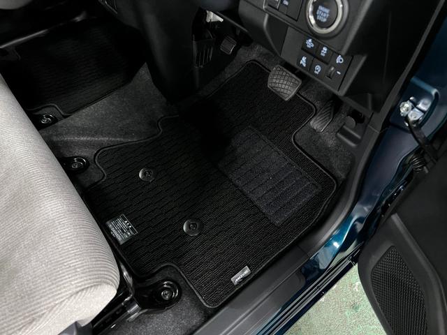 ムーヴＸ　走行８キロ／ＬＥＤヘッドランプ／片側電動スライドドア１年保証距離無制限　走行距離８キロ　純正マット　サイドエアバッグ　ＬＥＤヘッドランプ　アイドリングストップ　片側電動スライドドア　オート格納式ドアミラー　プッシュボタンスタート　キーフリー（埼玉県）の中古車