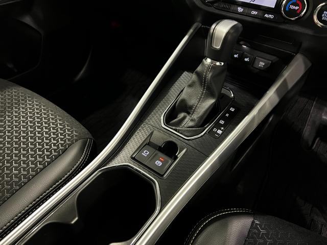ロッキープレミアムG 走行12053キロ/クリアランスソナー一年保証・走行距離無制限 助手席エアバック 純正カーペットマット サイドエアバック クリアランスソナー オートライト LEDヘッドライト シートヒーター アイドリングストップ(埼玉県)の中古車