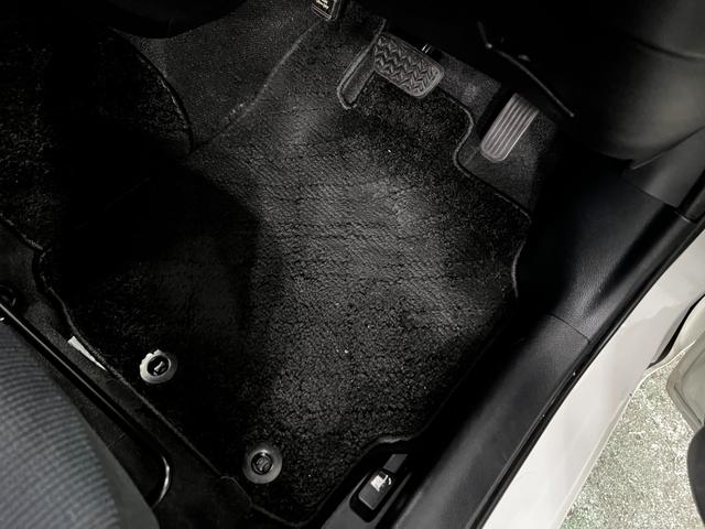 シエンタG 走行104950キロ/車検整備付/ナビ/バックカメラ一年保証・走行距離無制限 フルセグナビ Bluetooth ETC バックカメラ オートライト LEDヘッドライト 両側電動スライドドア(埼玉県)の中古車