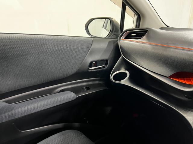 シエンタG 走行104950キロ/車検整備付/ナビ/バックカメラ一年保証・走行距離無制限 フルセグナビ Bluetooth ETC バックカメラ オートライト LEDヘッドライト 両側電動スライドドア(埼玉県)の中古車