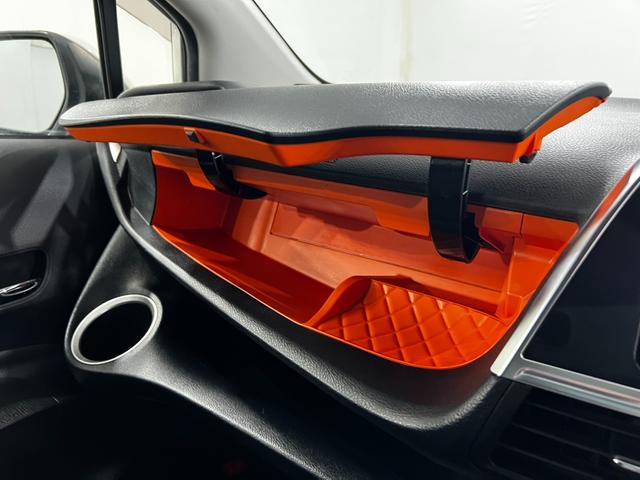 シエンタG 走行104950キロ/車検整備付/ナビ/バックカメラ一年保証・走行距離無制限 フルセグナビ Bluetooth ETC バックカメラ オートライト LEDヘッドライト 両側電動スライドドア(埼玉県)の中古車