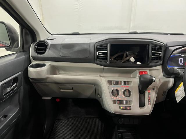 ミライースX SAIII 走行1483キロ/LEDヘッドランプ/マット1年保証距離無制限 走行距離1483キロ 純正カーペットマット 助手席エアバッグ クリアランスソナー オートマチックハイビーム LEDヘッドランプ アイドリングストップ 電動格納式ドアミラー(埼玉県)の中古車