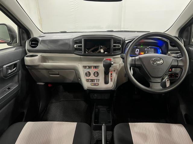 ミライースX SAIII 走行1483キロ/LEDヘッドランプ/マット1年保証距離無制限 走行距離1483キロ 純正カーペットマット 助手席エアバッグ クリアランスソナー オートマチックハイビーム LEDヘッドランプ アイドリングストップ 電動格納式ドアミラー(埼玉県)の中古車